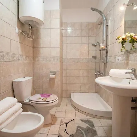 Alba בית הארחה *